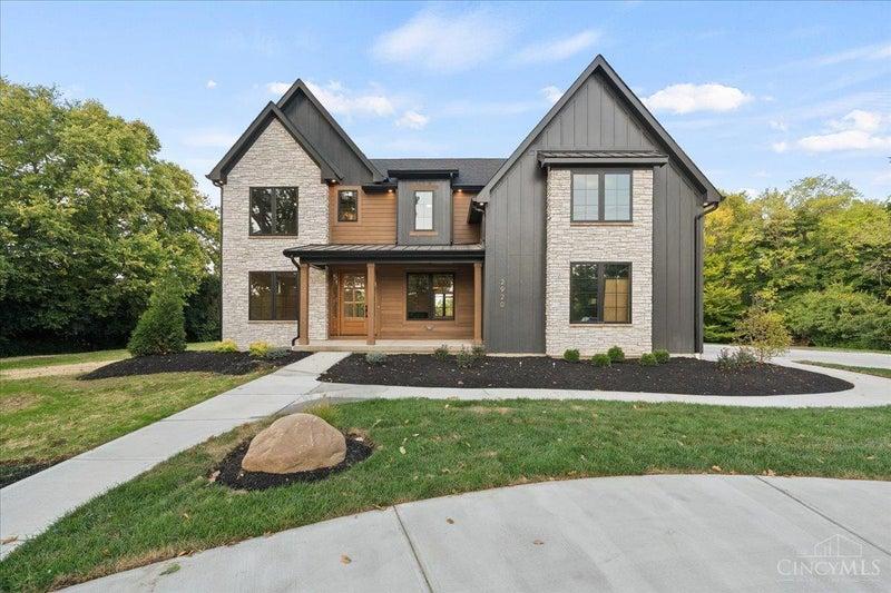 6695 Loveland Miamiville Road, Miami Twp